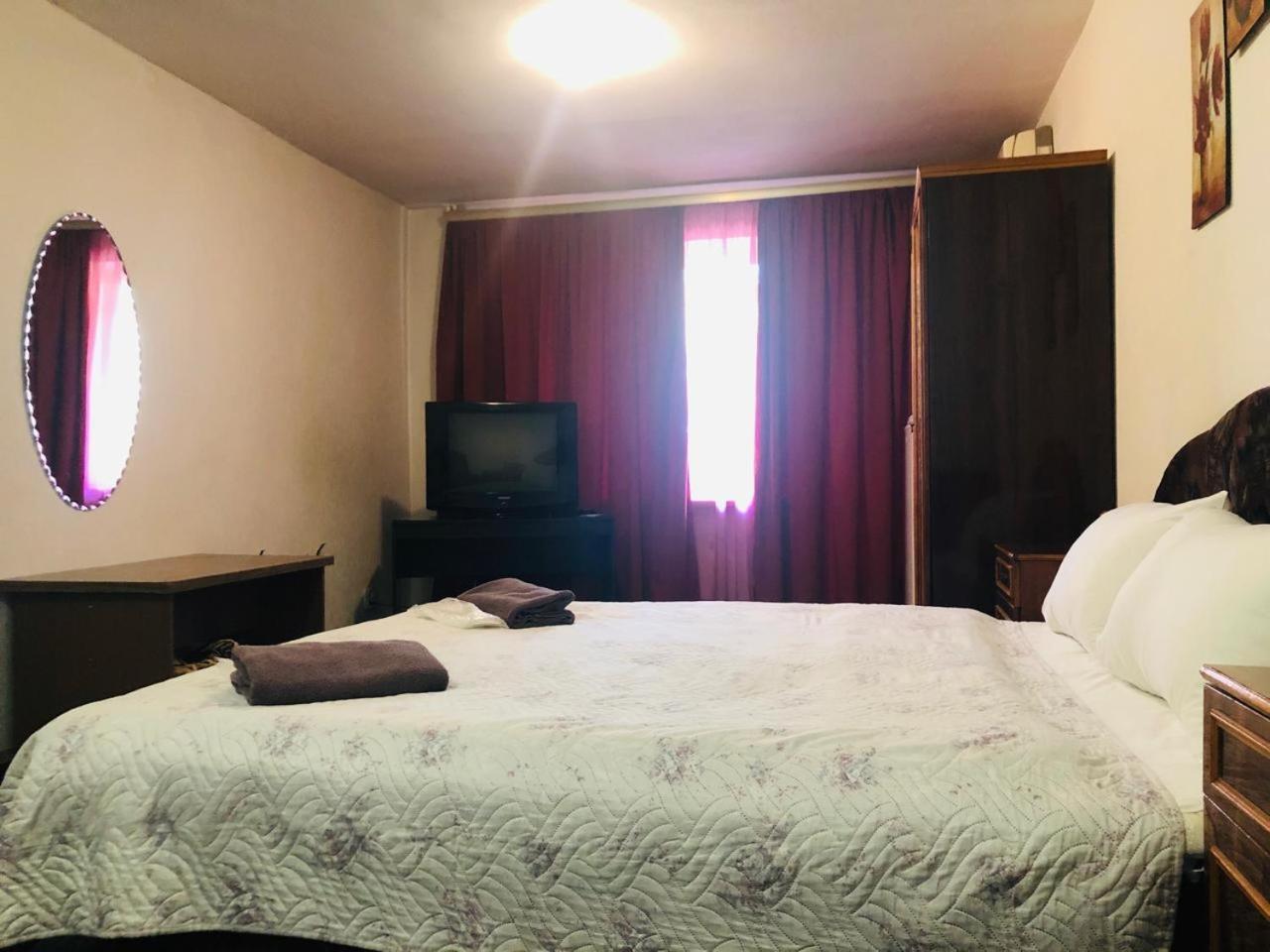 Mini Hotel Vesna Dnipro Exteriör bild