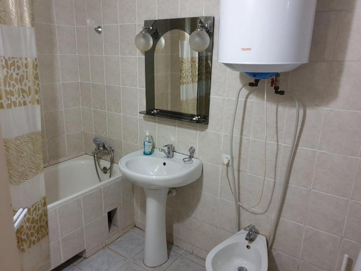 Mini Hotel Vesna Dnipro Exteriör bild